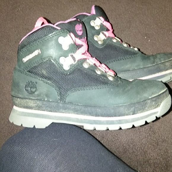 Boots - Picture 3 of 3